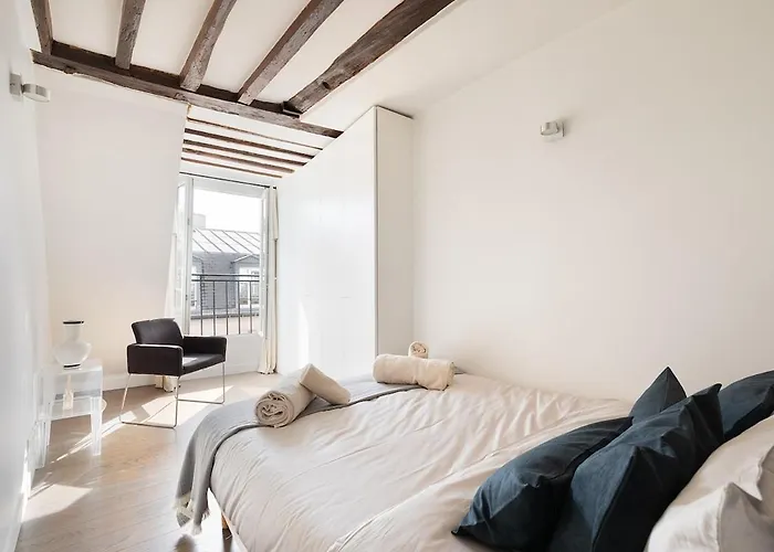 Apartman Chic 2br Near Madeleine & Concorde