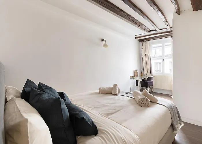 Chic 2br Near Madeleine & Concorde Apartman