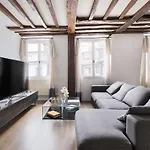 Apartamento Chic 2br Near Madeleine & Concorde Paris