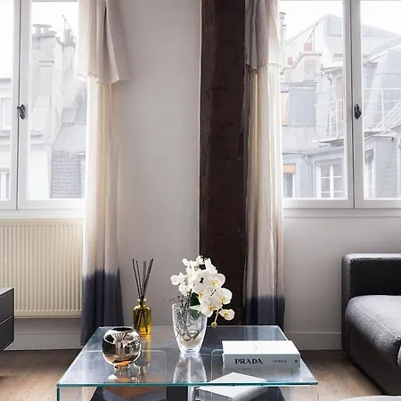 Appartamento Chic 2br Near Madeleine & Concorde *